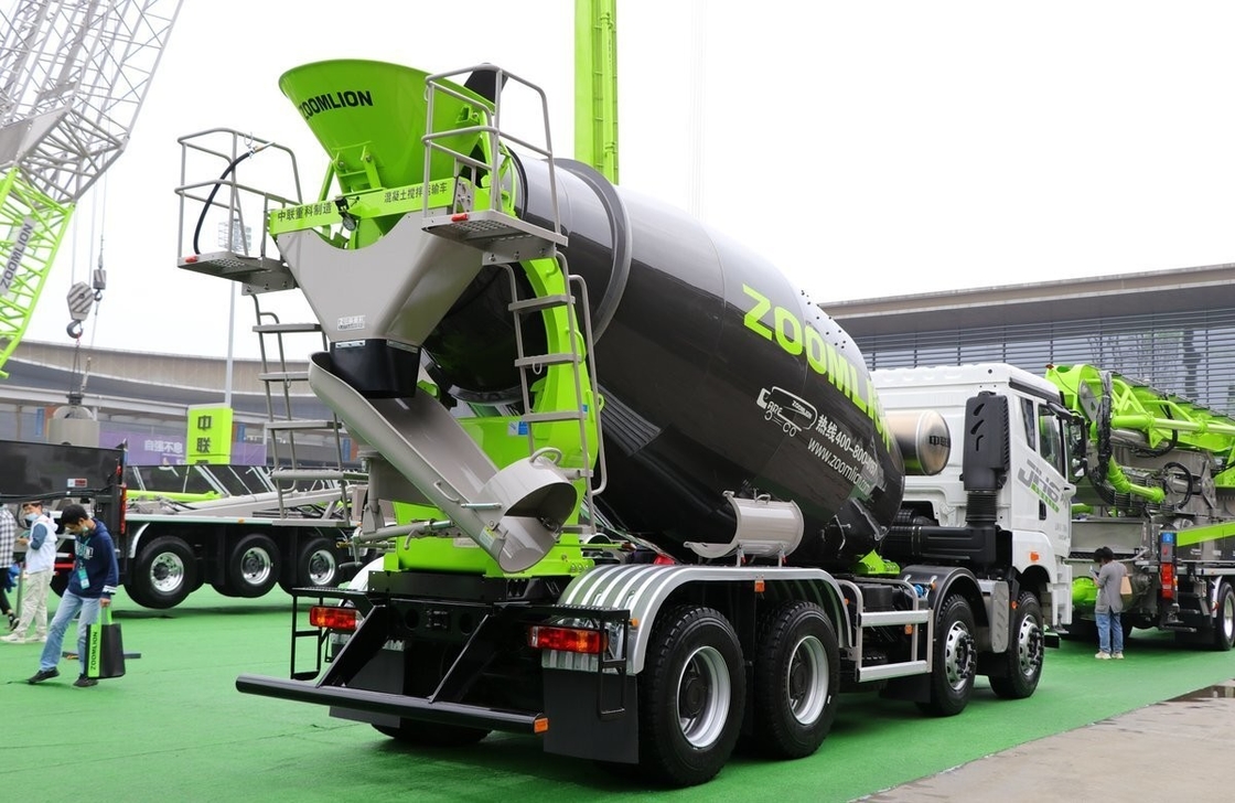 Euro 5 Jiefang camion de mélangeur de béton d'occasion 320 chevaux 8*4 mode de conduite 8 12 pneus cubes