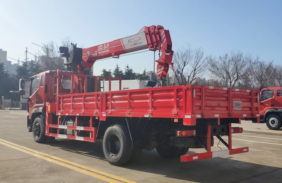Foton Truck monté grue 4*2 mode de conduite 9 tonnes cabine unique 220hp conduite à gauche
