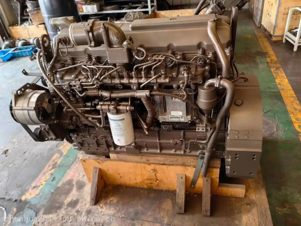 Pièces détachées pour bus d'occasion YuChai6L260-42 Moteur Euro 4 Diesel 260 chevaux maximum