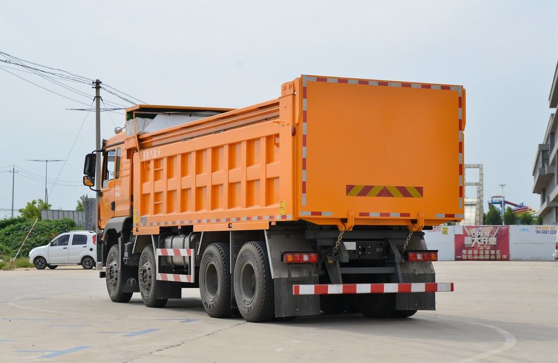 Vente de camion de décharge 8*4 usagé Shacman 430 chevaux Moteur GNC M3000S 11 mètres de long A/C