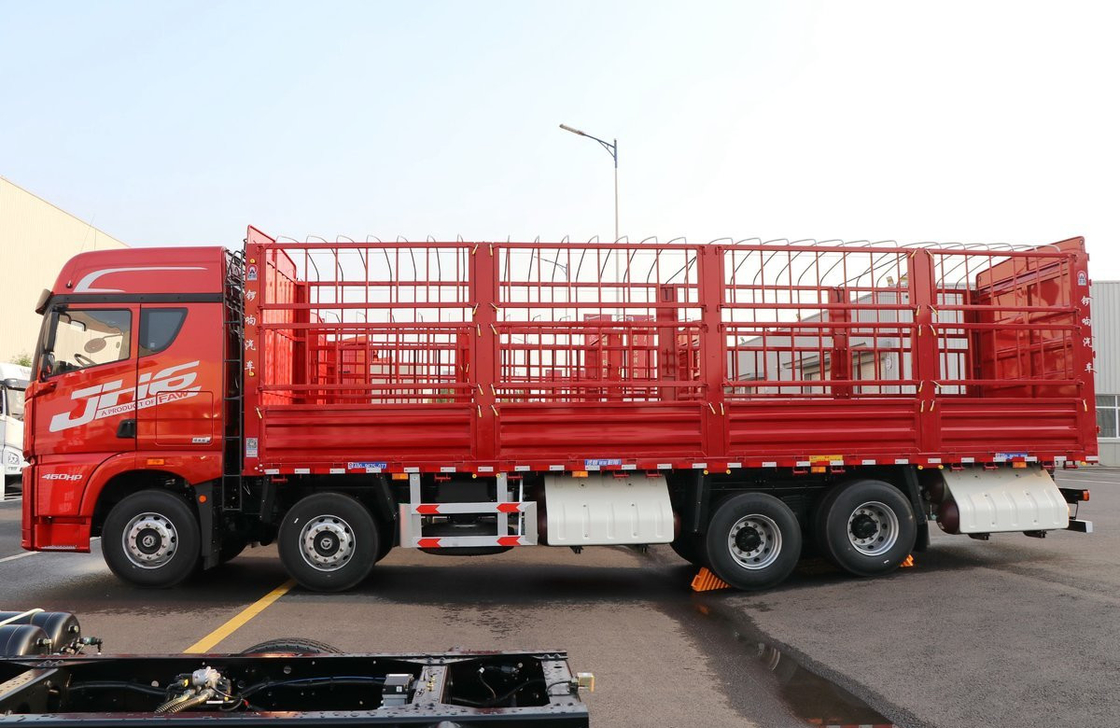 Camions de chargement d'occasion à vendre en Chine Jiefang CNG 460hp lourd service simple et demi cabine