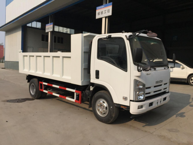 Camions à déverrouillage d'occasion 4*2 Chargement 10 tonnes 5,2 mètres de long Box 9 Cubic Isuzu Dumper Nouveau