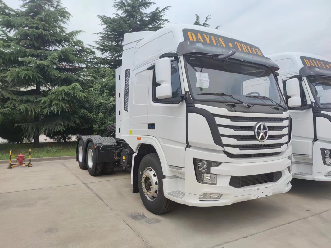 Tracteurs 6x4 Dayun Prime Mover GNC Autonomie de croisière 800 km Euro 3 Émission 400 ch