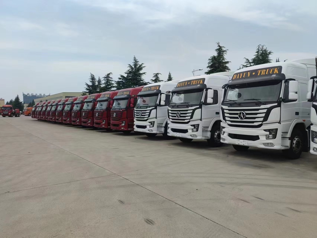 Tracteurs 6x4 Dayun Prime Mover GNC Autonomie de croisière 800 km Euro 3 Émission 400 ch