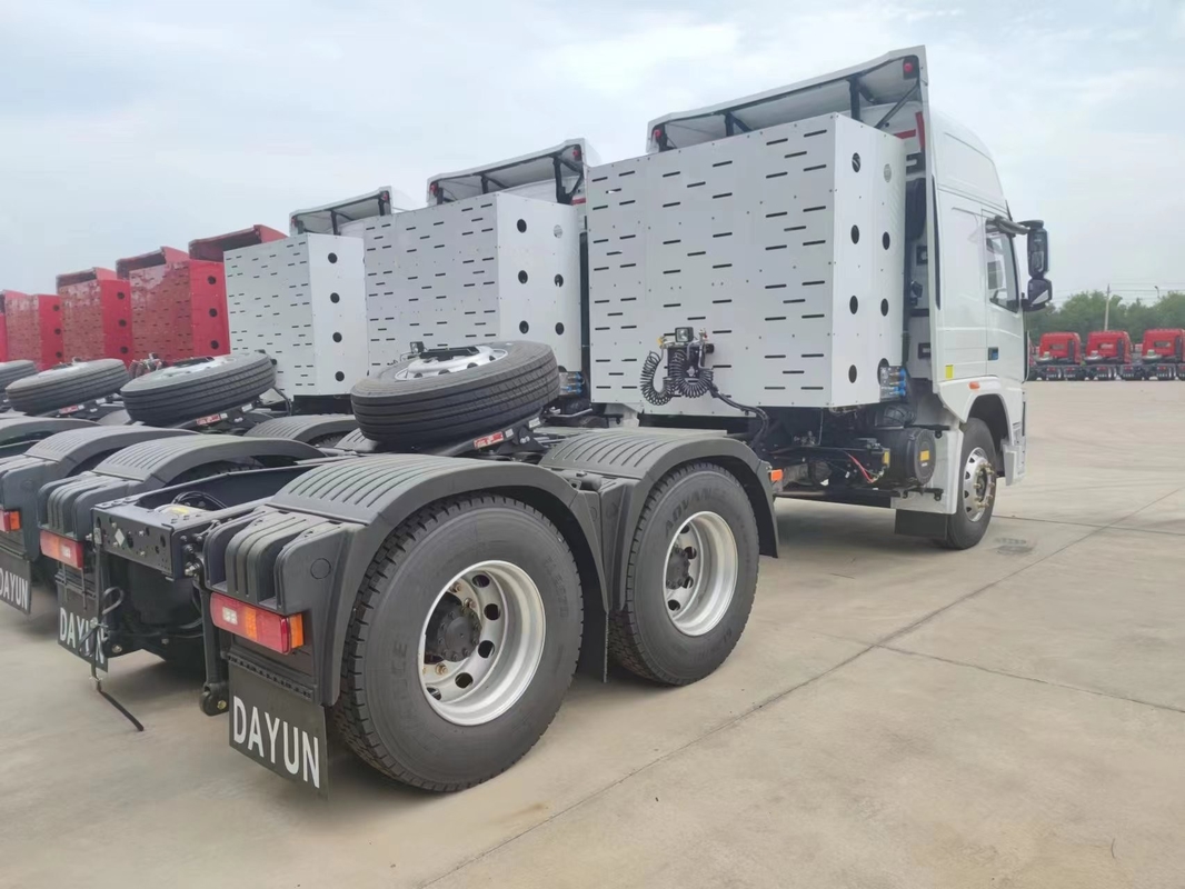 Tracteurs 6x4 Dayun Prime Mover GNC Autonomie de croisière 800 km Euro 3 Émission 400 ch