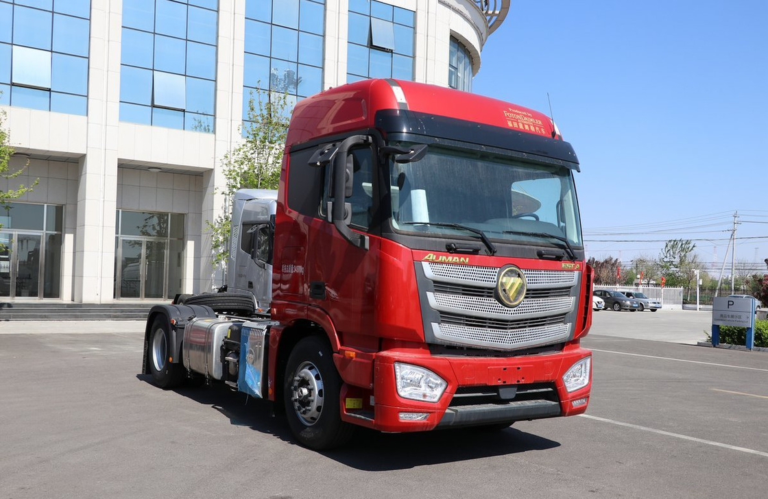 Foton Tractor Truck EST ZF Boîte de vitesses feuille printemps 4*2 Mode de direction 490 ch Moteur Cummins Euro 6