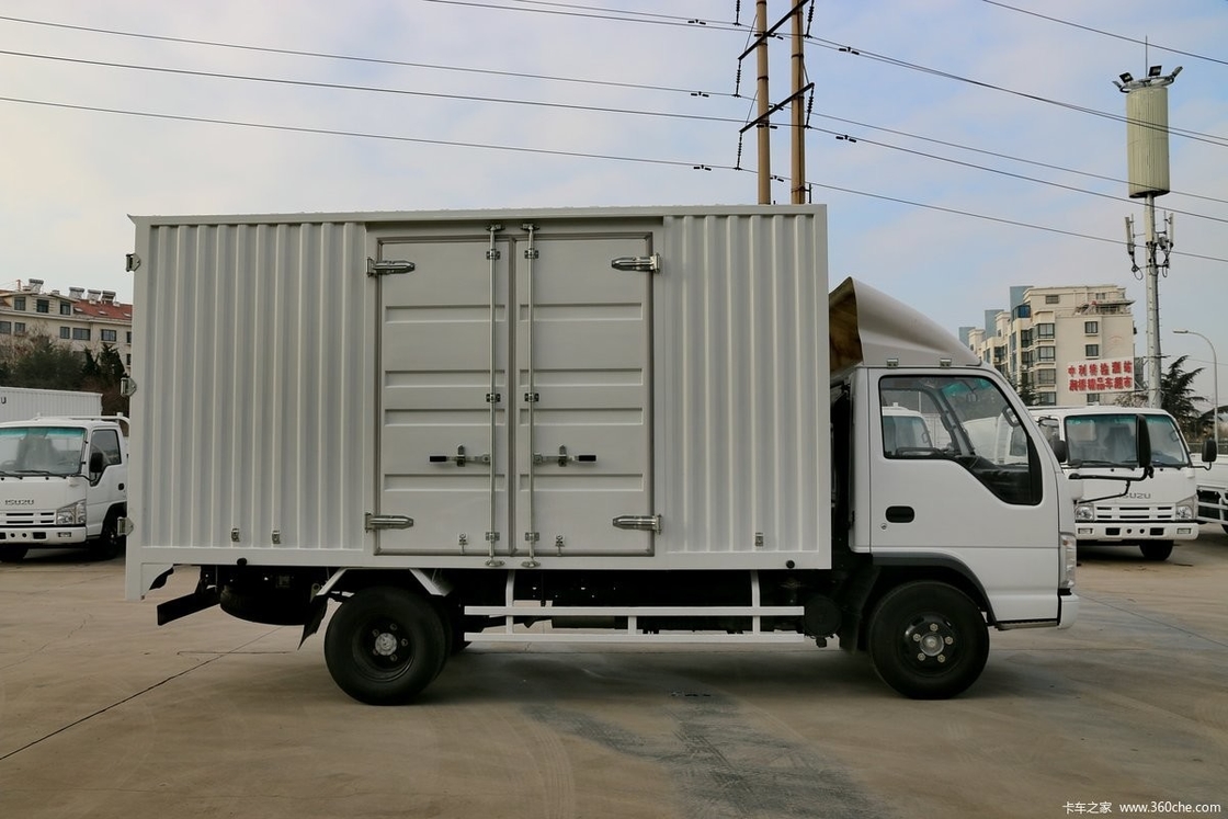 Camion de marchandises de 15 tonnes Euro 4 Isuzu 4×2 Camion de camions 6 Pneus Multifonctions 35 Boîte cube
