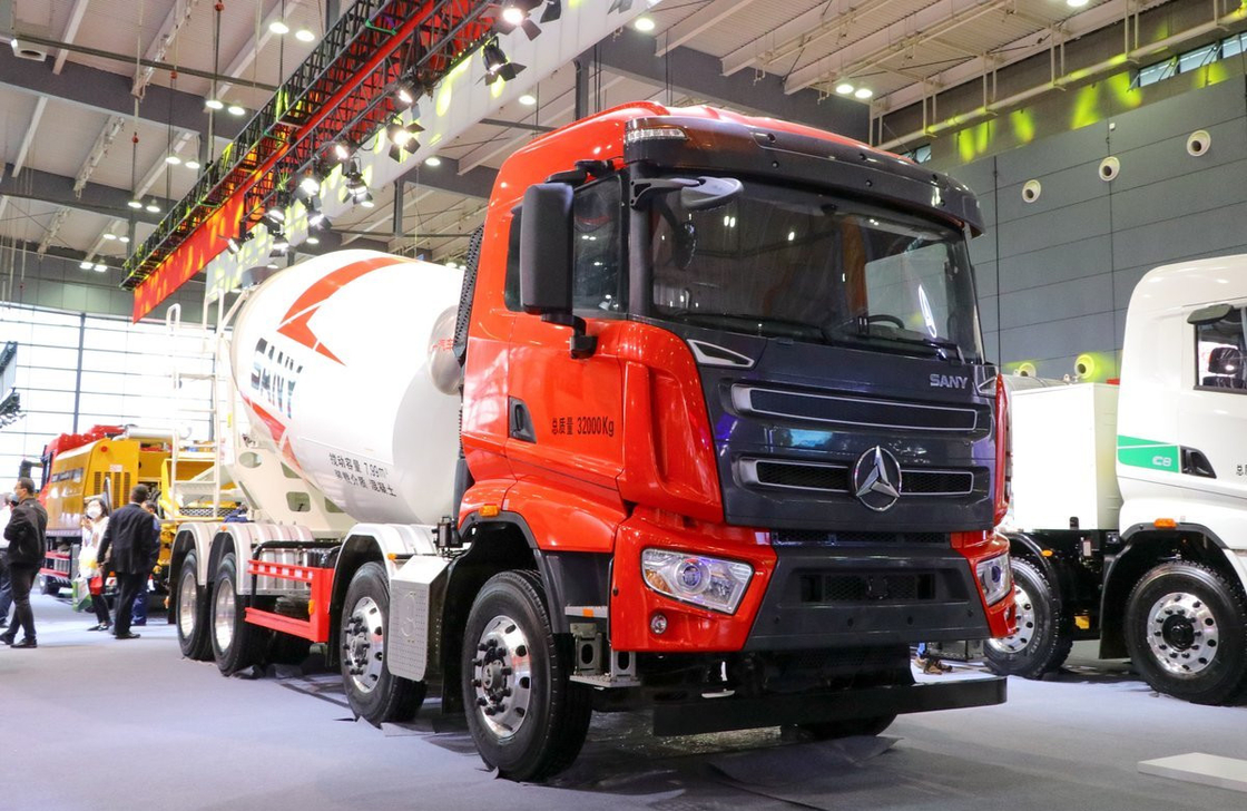 Camion de transport de béton 8 × 4 Sany Mixer 8 Hino moteur cube 307hp 12 vitesses