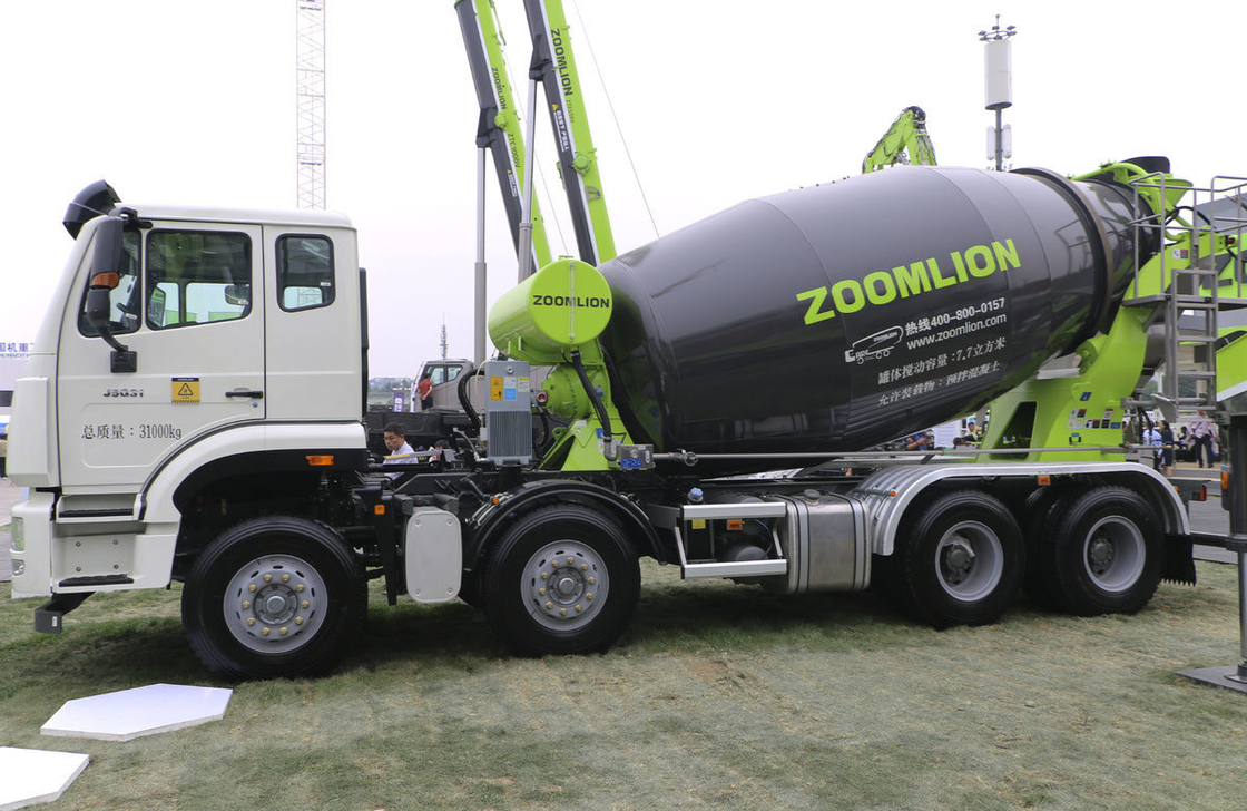Camion à béton Ghana Hohan J5G 8*4 châssis Zoomlion Tanker 8M3 moteur diesel 310 ch