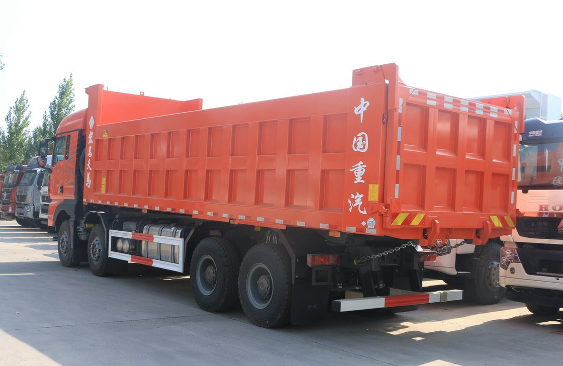 Sinotruk U.K. Camions à remontage d'occasion 8×4 Sitrak G7H Lourd 12.5L Déplacement Single Sleeper