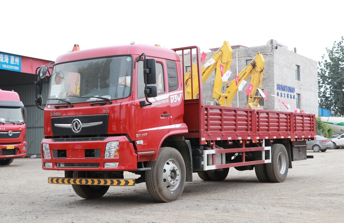 12 tonnes de camions de fret Chine Marque Donfeng 4*2 camions à roues plates pneus arrière doubles conduite à gauche