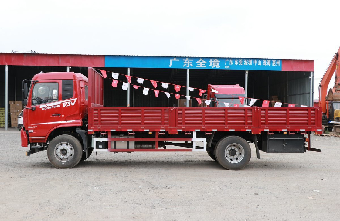 12 tonnes de camions de fret Chine Marque Donfeng 4*2 camions à roues plates pneus arrière doubles conduite à gauche