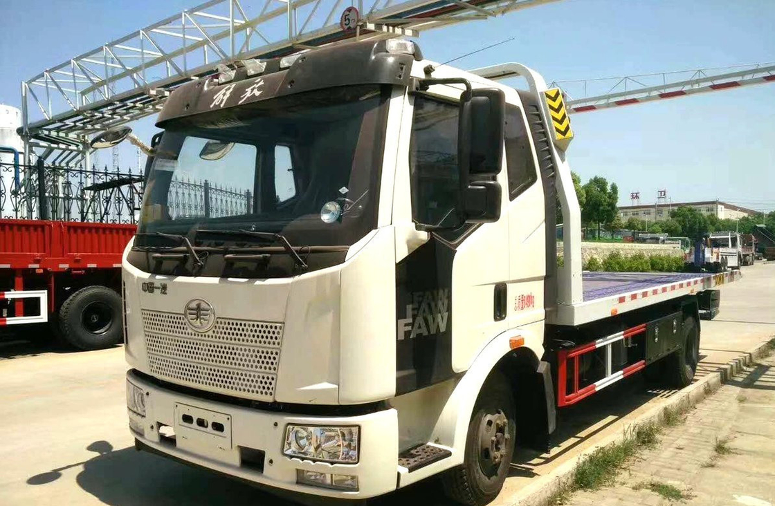 Wrecker remorqueur lit FAW J6L modèle à un seul essieu 6 roues 160 chevaux Chargement 3,5 tonnes LHD