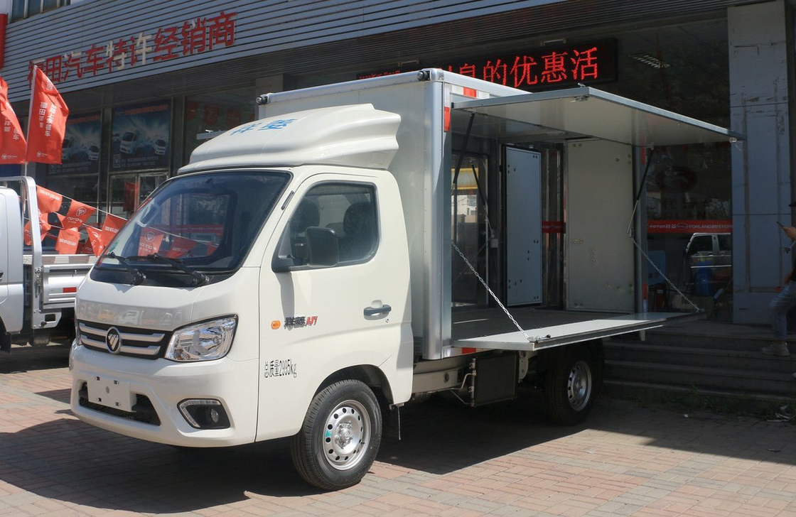 Box Truck Van chargement 2 tonnes Foton Cargo Truck largeur d'aile Box 3 mètres de longueur une rangée de cabine