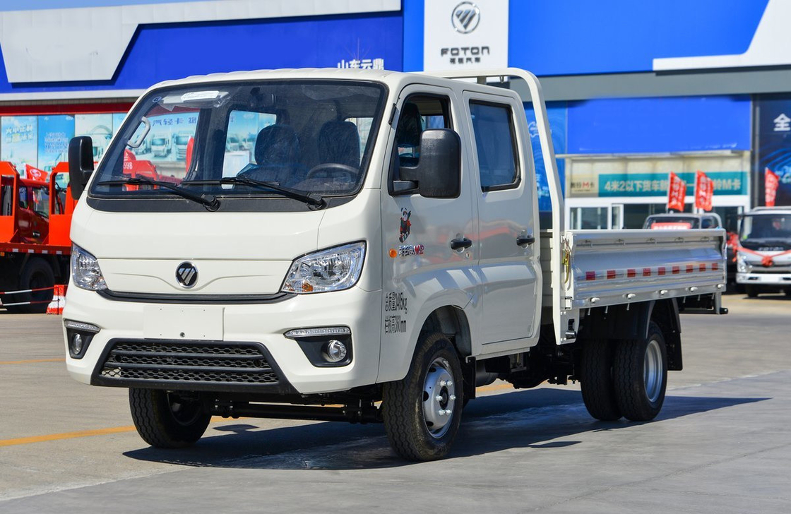 Camion mini-cargo d'occasion Moteur à essence de 122 chevaux Blanc Couleur à main gauche