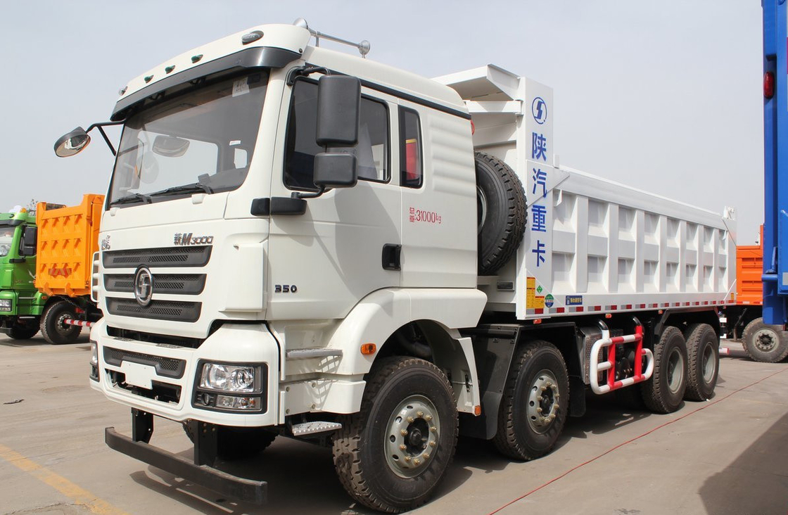 Vente de camions de décharge de carrière 8*4 Shacman Tipper M3000 chargés de 30 tonnes