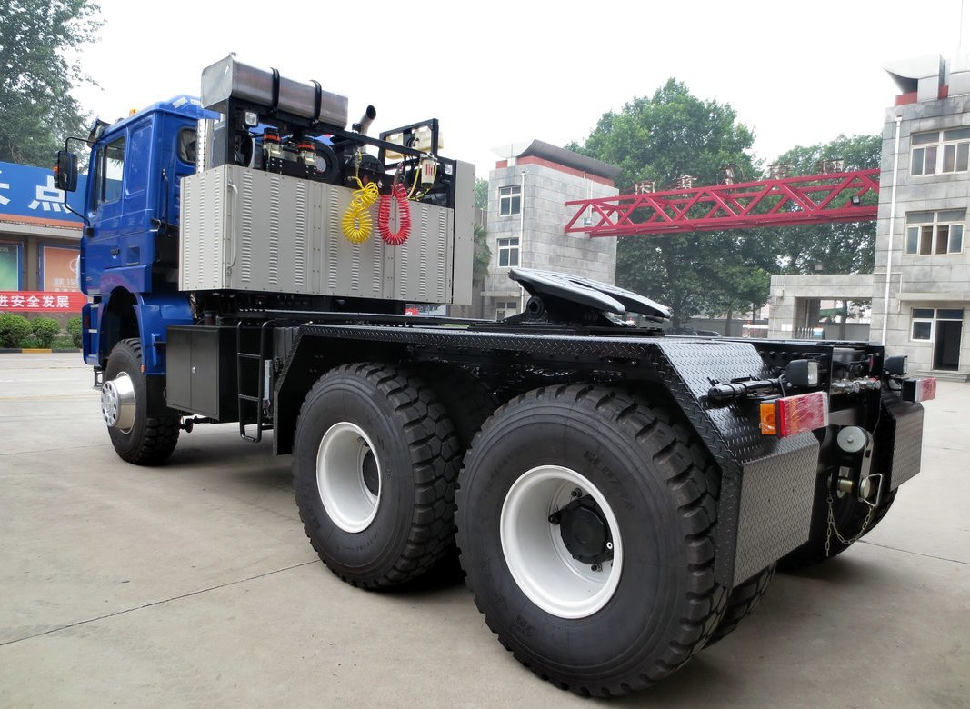 Camions tracteurs utilisés 6*6 Full Drive Shacman Prime Mover Cummins Moteur de 600 ch avec 10 pneus