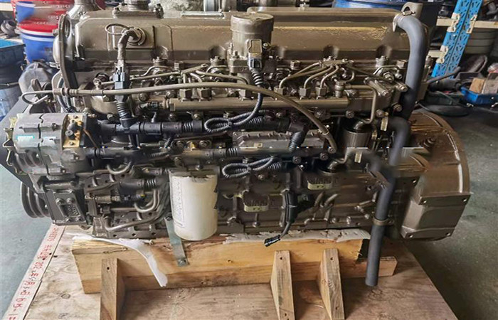 Le moteur Yuchai YC6A260-40 est utilisé pour alimenter le bus Yutong ZK6888H Parties de rechange de bus de bonne qualité