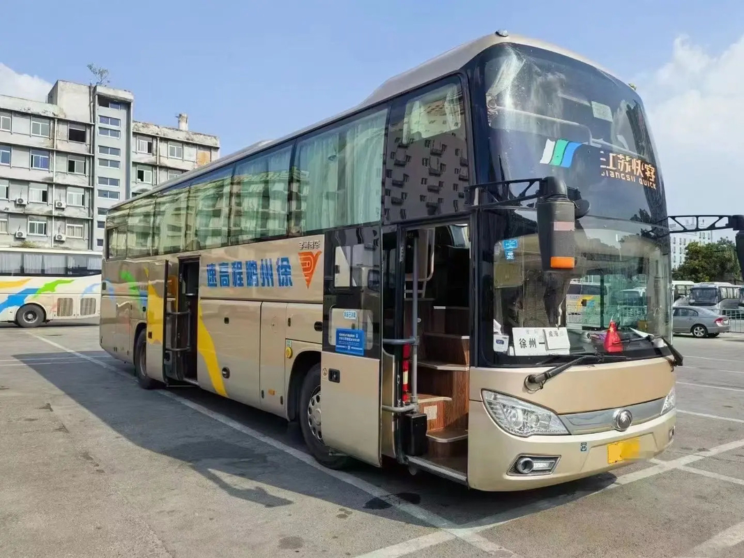 ZK6118 Yutong Autobus d'occasion / 54 places Autobus d'occasion de la marque Yutong