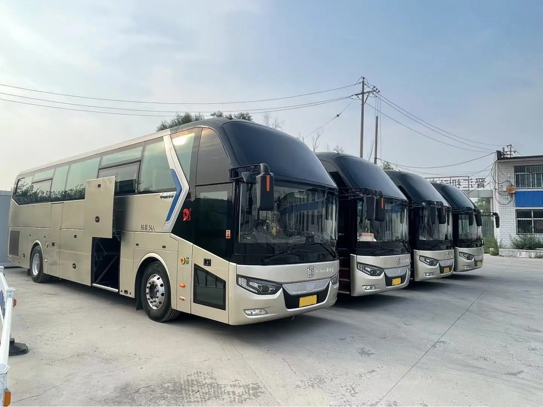 LCK6126 Zhongtong Bus de passagers d'occasion 54 places Deux portes siège aérien Grand bus de luxe