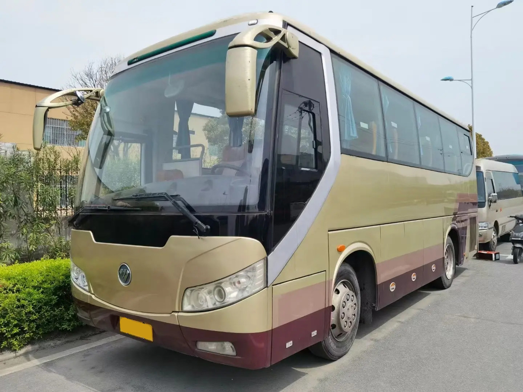 BJ6800 Autobus diesel à conduite gauche climatisé de la marque Futian avec un grand espace pour les bagages