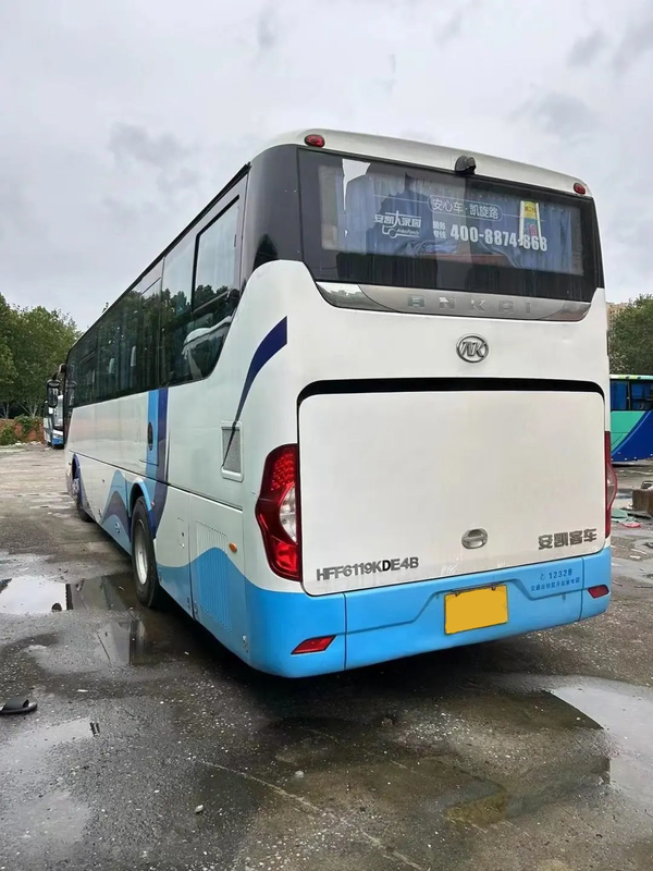 HFF6119 Autobus de luxe de 51 places avec un grand espace pour les bagages, moteur diesel arrière, conduite à gauche