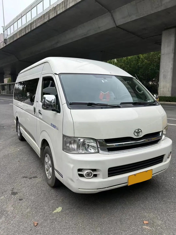 Toyota Hiace électrique Minibus de luxe de seconde main à porte moyenne 4 portes 13 places 2.7L L4 auto-apprêtant