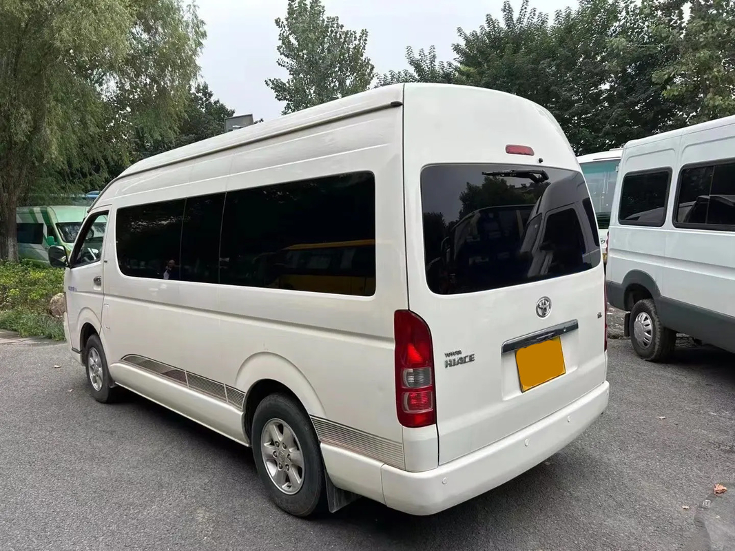 Toyota Hiace électrique Minibus de luxe de seconde main à porte moyenne 4 portes 13 places 2.7L L4 auto-apprêtant