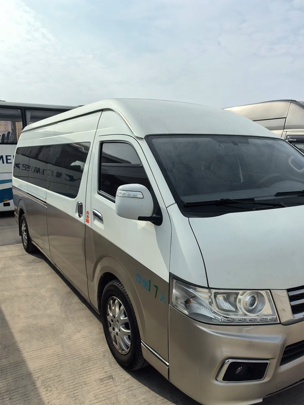 Minicoche d'occasion 2017 année 19 sièges moteur à huile porte oscillante externe Jinlong Hiace