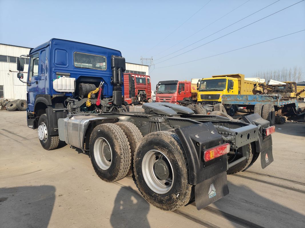 Utilisé 420 Howo Tracteurs 6*4 Mode de conduite 12 roues Tête de remorque Euro 3 Utilisation en Afrique