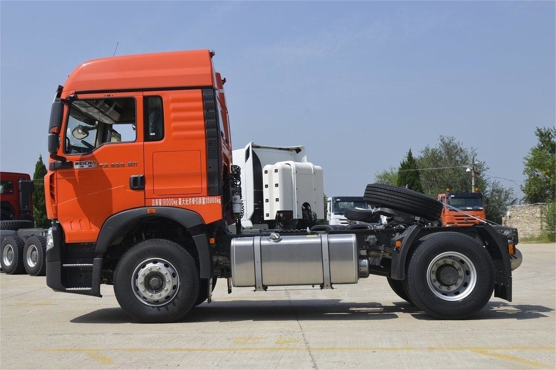400 HOWO Chariot tracteur 12 vitesses 4*2 6 pneus 6 cylindres tracteur à moteur semi-diesel à rangée unique