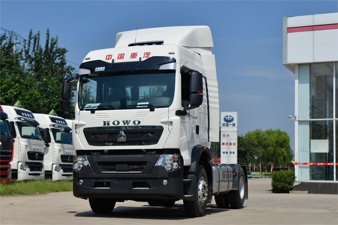 HOWO Tracteur Truck Norme nationale VI d'émission d'essieu unique 350 chevaux Diesel avec déflecteur