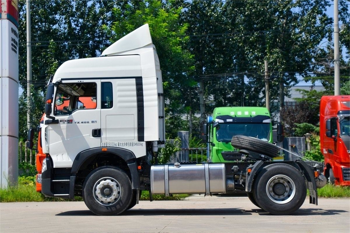 HOWO Tracteur Truck Norme nationale VI d'émission d'essieu unique 350 chevaux Diesel avec déflecteur