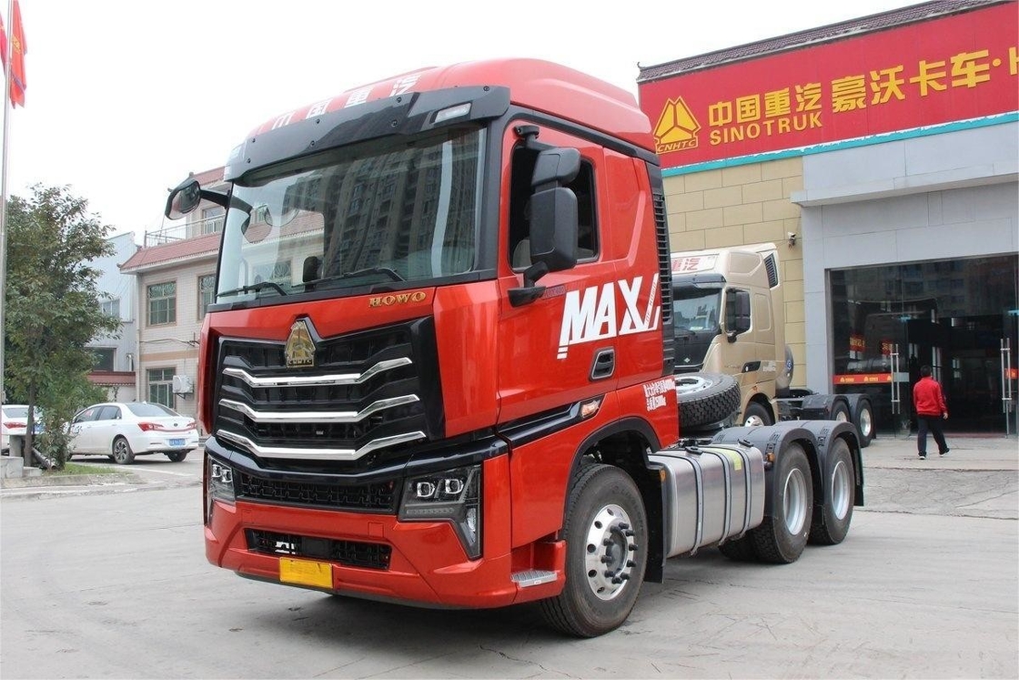 HOWO Max camion lourd 480 chevaux haut toit 6X4 diesel manuel 12 vitesses national VI tracteur