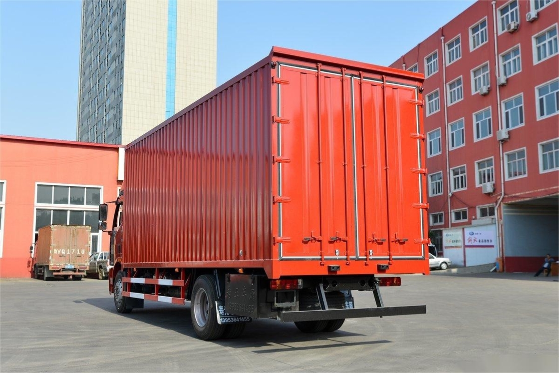 FAW J6L à un seul essieu Jiefang camion moyen 240 chevaux 4x2 8 vitesses 6,8 m camionnette porte latérale