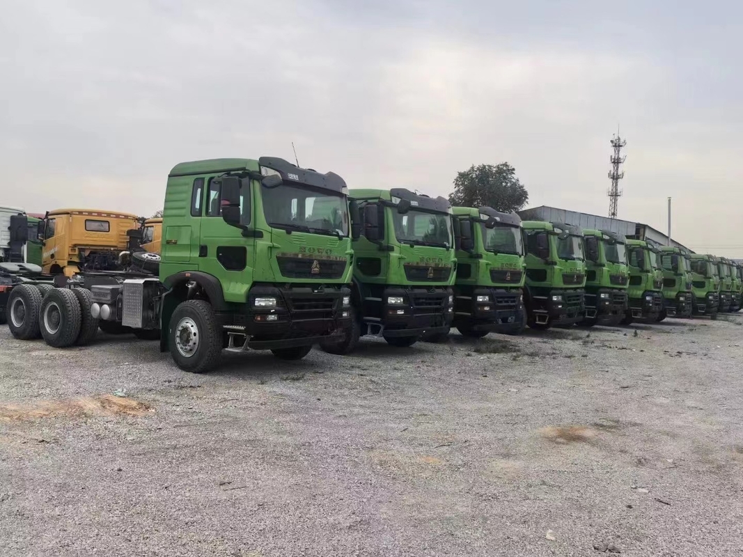 Camions à ordures Sino 400 HP tout neuf 6*4 mode de conduite avec 40 pneus Howo TX Tipper en stock
