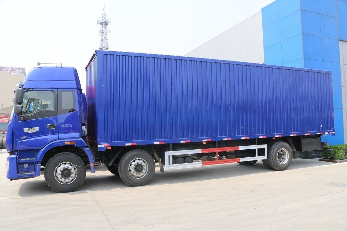 Sièges absorbant les chocs Foton Auman fourgon diesel 245HP 6 cylindres 6x2 9,53m climatisation