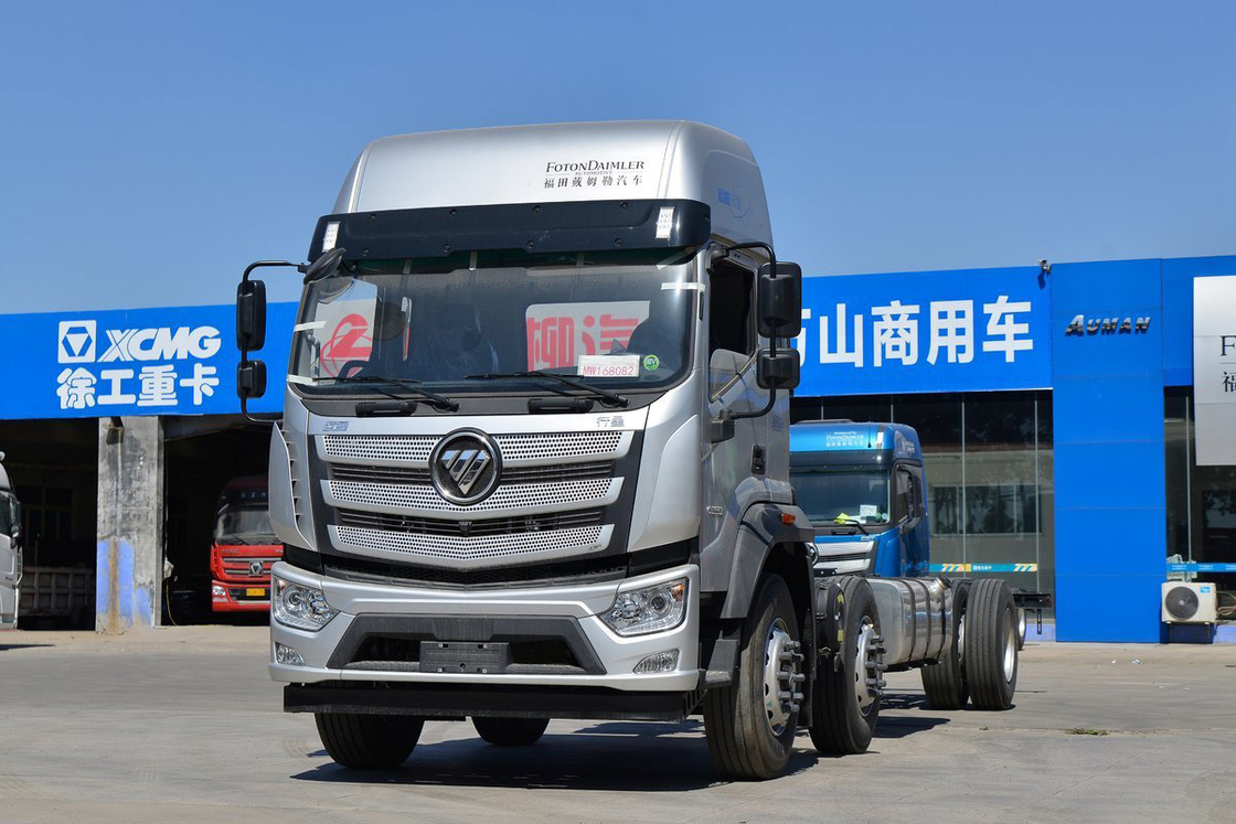 Route unique et demi-sièges Foton Auman camion haut toit diesel 245HP 6X2 8,6m chassis de camion