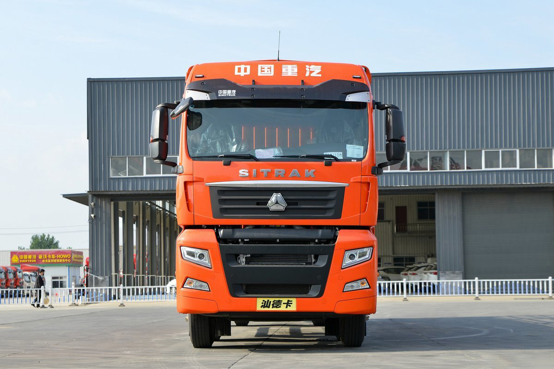 Sinotruk G5 modèle 250 chevaux 4x2 6,8 m AMT déflecteur à 8 vitesses et plaque de débit