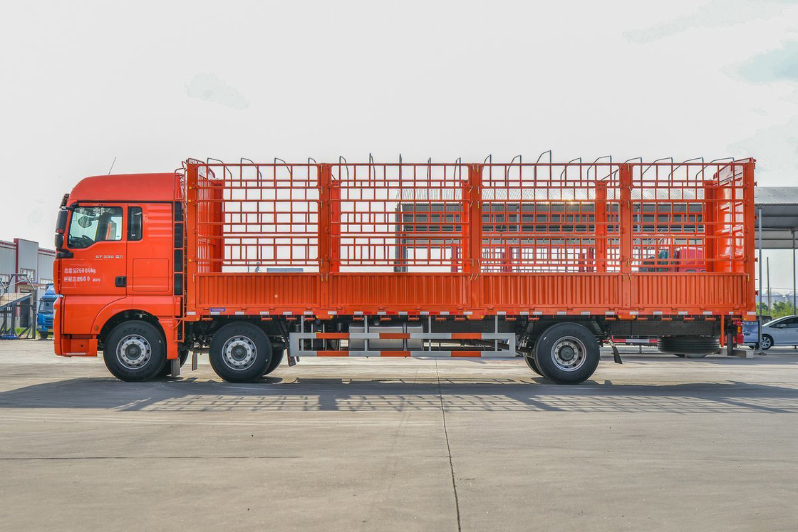 Sinotruk G5 modèle 250 chevaux 4x2 6,8 m AMT déflecteur à 8 vitesses et plaque de débit