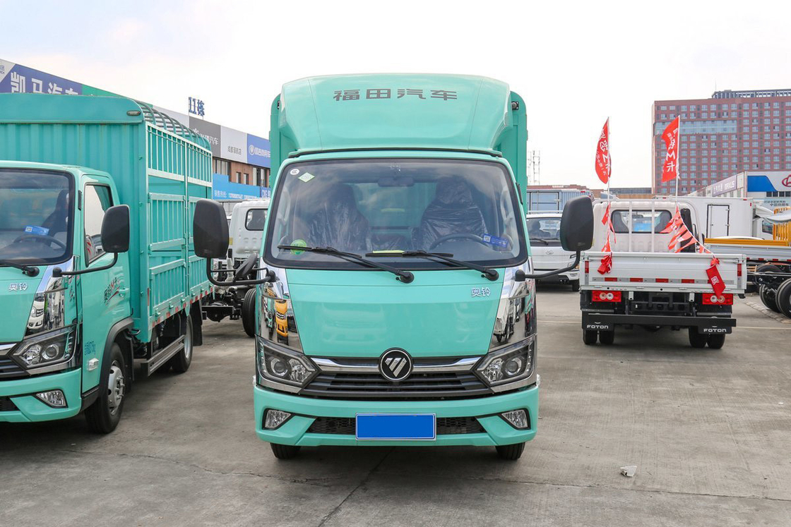 Foton Auman Mini Truck 2.0L 127HP CNG 3.815m haut plafond déflecteur clôture Truck sièges absorbant les chocs