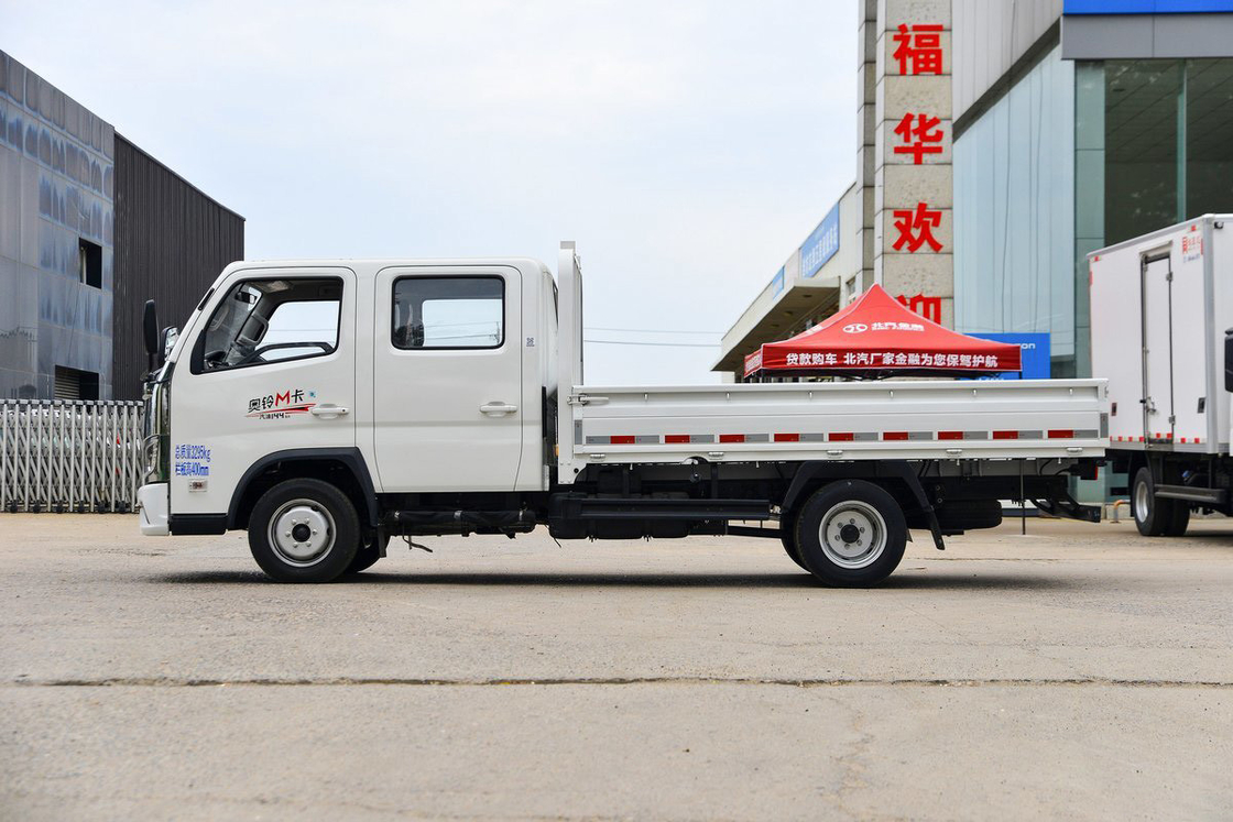 Auman M modèle 2.0L sièges à double rangée 144HP Manuel à essence 5 vitesses 2.7m Foton Flatbed Mini Truck
