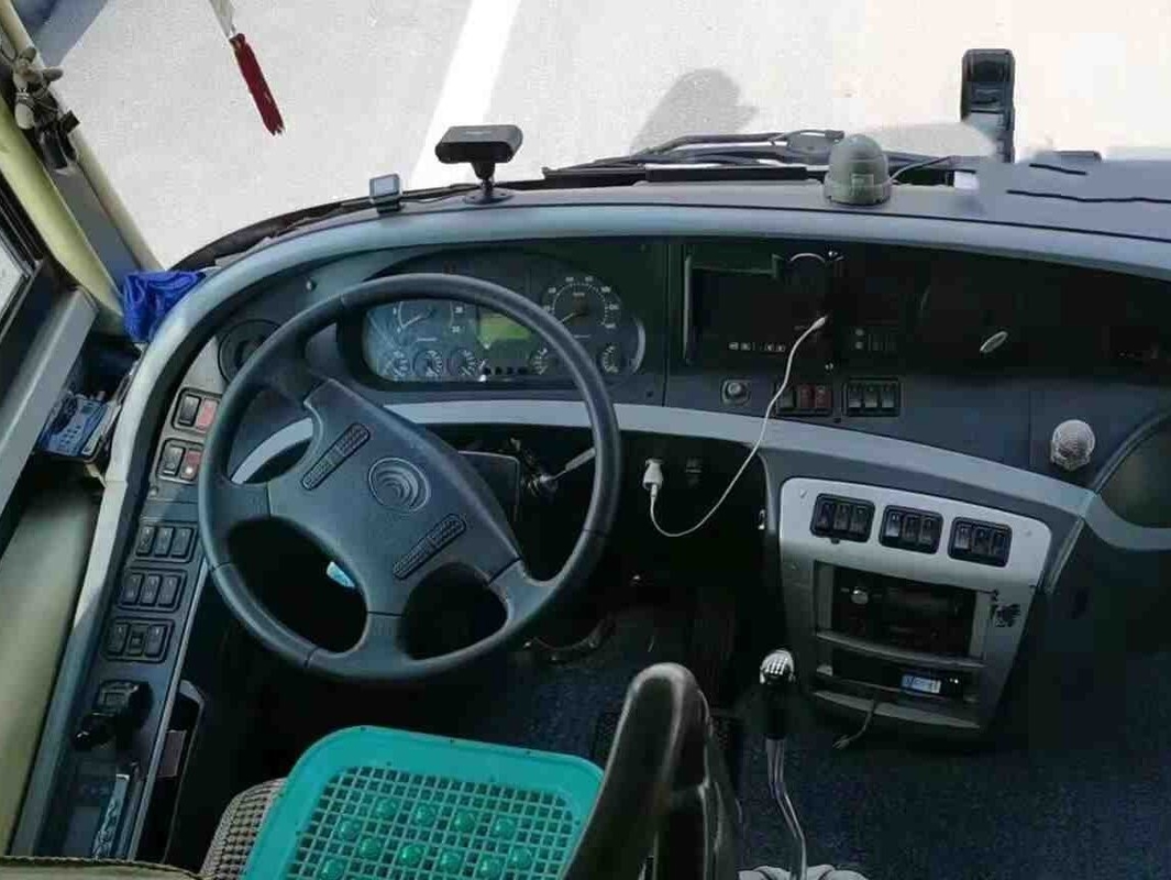 Deuxième main Yutong Bus de passagers Zk6122 Grand bagage de capacité moteur Weichai 336hp A/C