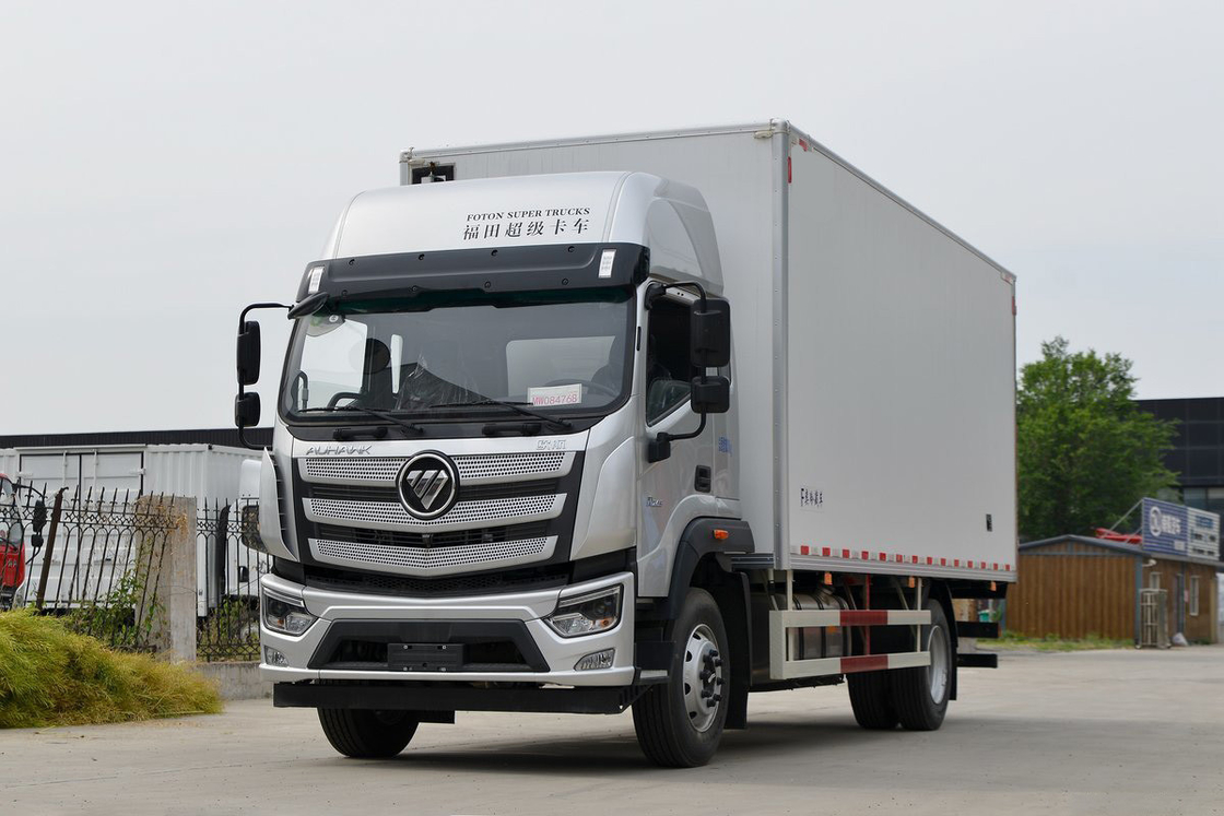 Foton BJ5186 245HP 4X2 Single Axle 6,6m Double porte boîte de fret blanche fourgon réfrigéré