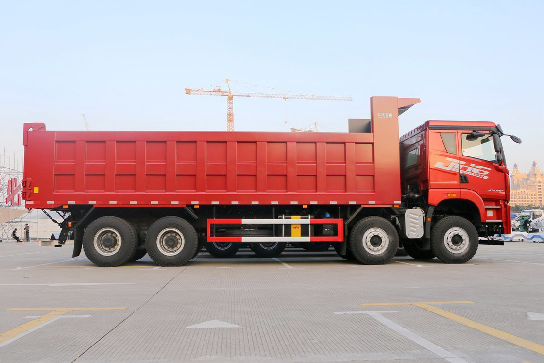 JH6 camion lourd diesel 430 HP 8X4 8,2m Qingdao Jiefang déchargeur