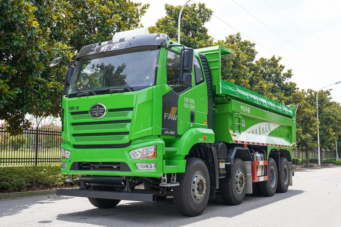FAW Jiefang Dump Truck J6L Heavy Truck Diesel 10 Gear 350hp 8X4 Airbag Absorbant les chocs du siège Dump Box