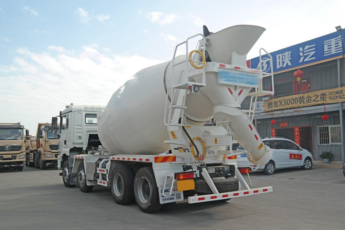Shaanxi Automobile Truck lourd Delong Nouveau M3000 336HP 8X4 7,49m3 Camion à béton