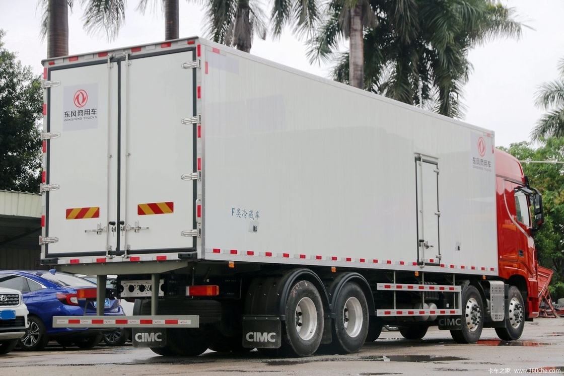 Dongfeng DFH5310 Diesel 14 engrenages 465 Chevaux demi rangée haut toit 8X4 9,4m AMT camion réfrigéré automatique