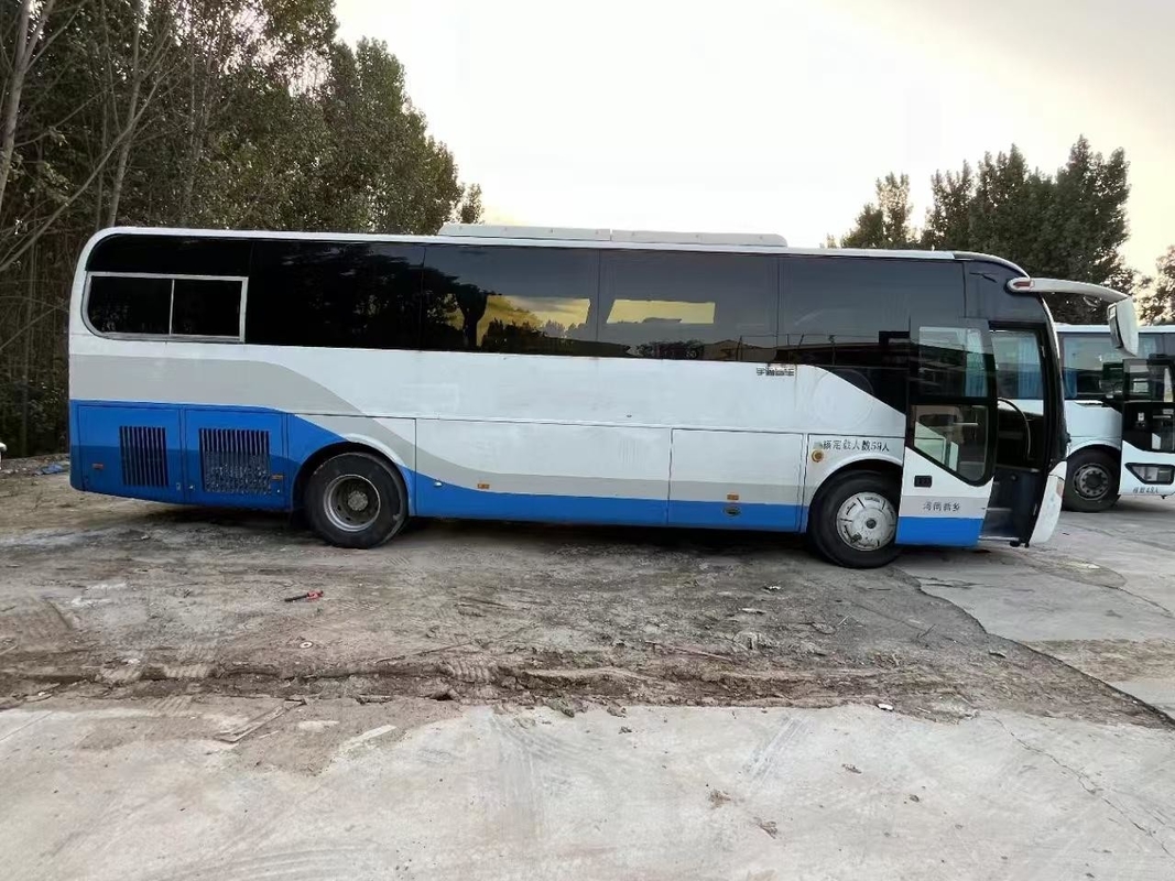 Bus et autocars utilisés 59 sièges Yutong Bus 3*2 sièges Aménagement de l'air conditionné Utilisation en Afrique