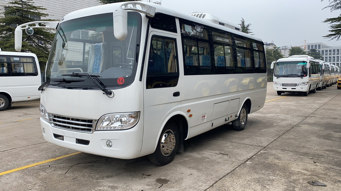 Coaster Mini Bus Yuchai Moteur Mudan MD6668 25 sièges 2 + 2 sièges Aménagement nouvel air conditionné